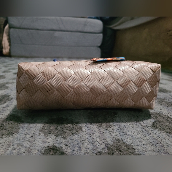 Bamboo Tiny Tote Made In The Phillipines - Picture 5 of 12